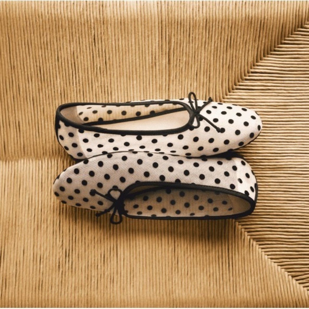 No Boundaries Mesh Flat Women Polka Dot Black White Ballet Slip On Shoe Size 7 - Picture 3 of 8